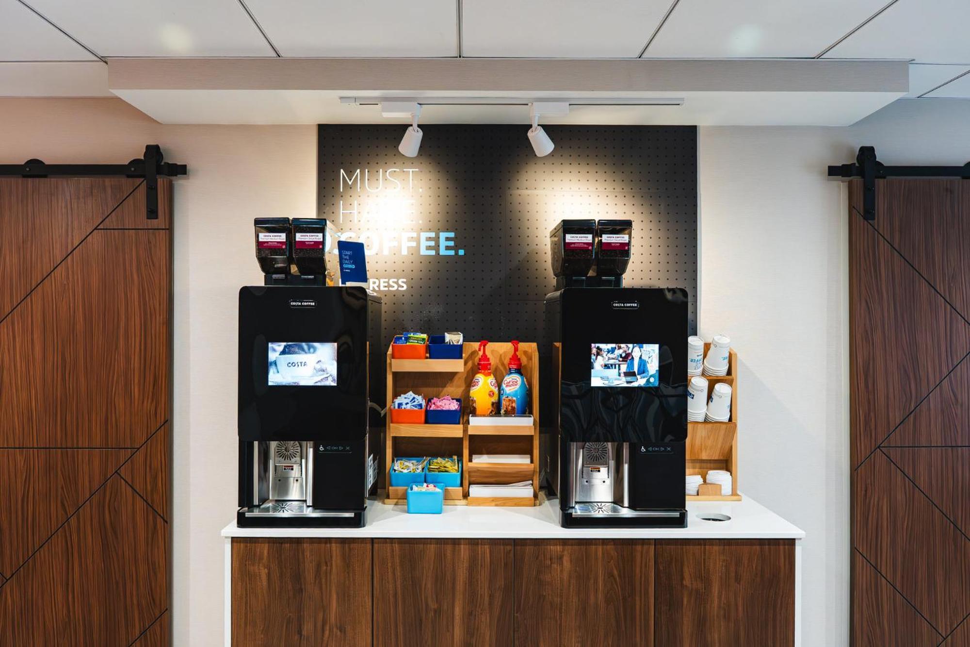 Holiday Inn Express Frazer - Malvern By Ihg Zewnętrze zdjęcie