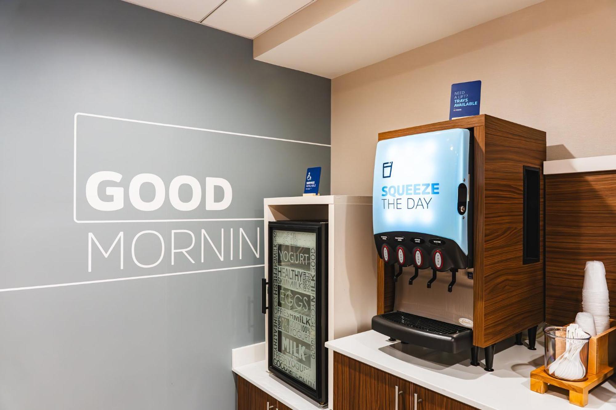 Holiday Inn Express Frazer - Malvern By Ihg Zewnętrze zdjęcie