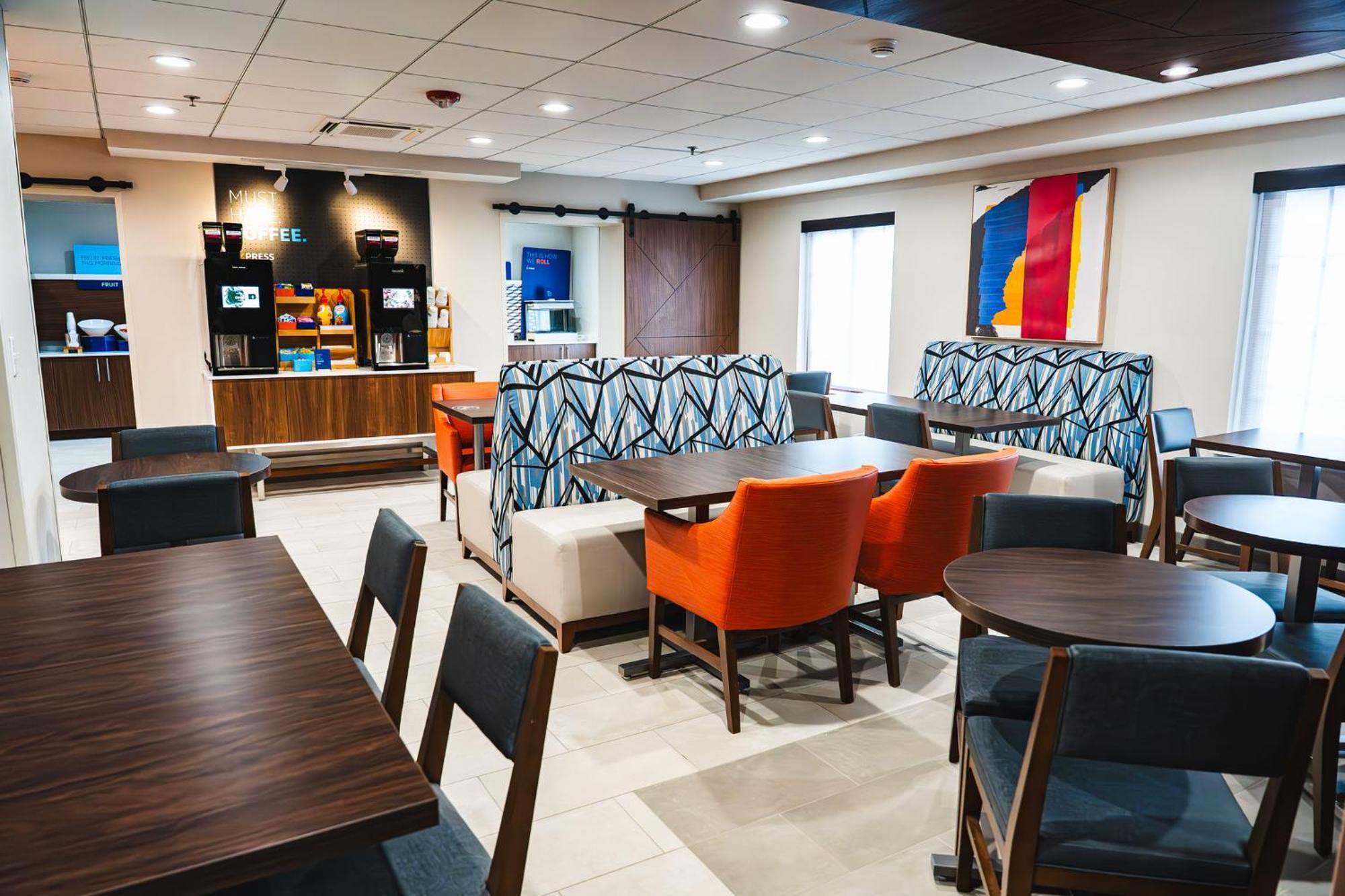 Holiday Inn Express Frazer - Malvern By Ihg Zewnętrze zdjęcie